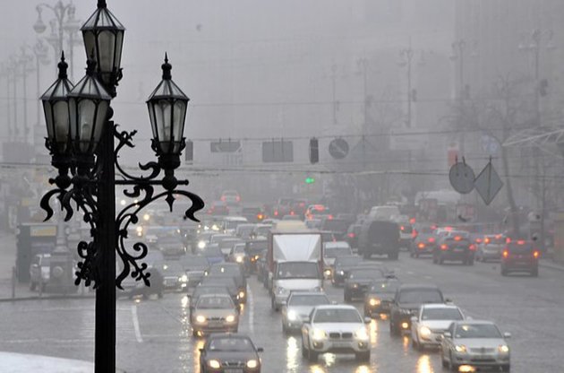 Южный циклон принесет в Киев кратковременное потепление и дожди