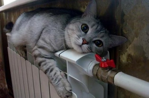 Традиционно централизованное отопление отключают 15 апреля, но этой весной погода непредсказуема