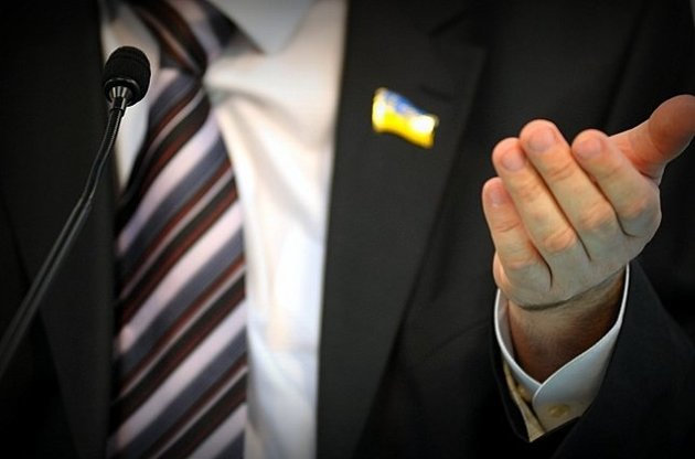 Оппозиционные депутаты не хотят отменять свою неприкосновенность без "страховки"