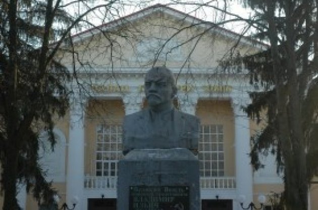 У Сумах вирішили знести пам'ятник Леніну