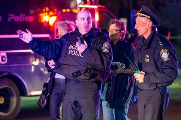 Другому ймовірному терористу вдалося втекти - він може бути озброєний