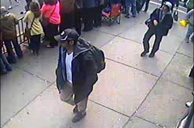 ФБР опублікувало знімки підозрюваних у бостонському теракті