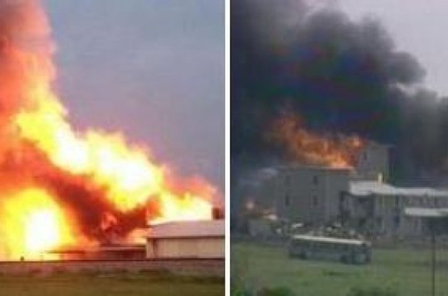 На лівому знімку - вибух на заводі, на правому - пожежа на ранчо сектантів