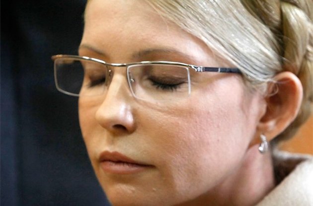 Чому потрібно і як можна  звільнити Тимошенко