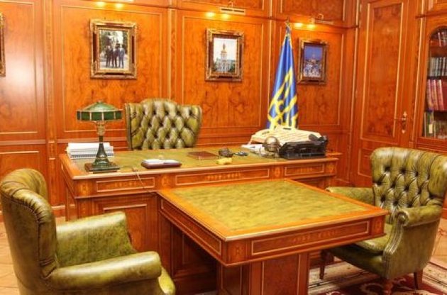 Янукович заплатил 100 тыс. "сам себе" - за аренду кабинета в "Межигорье"