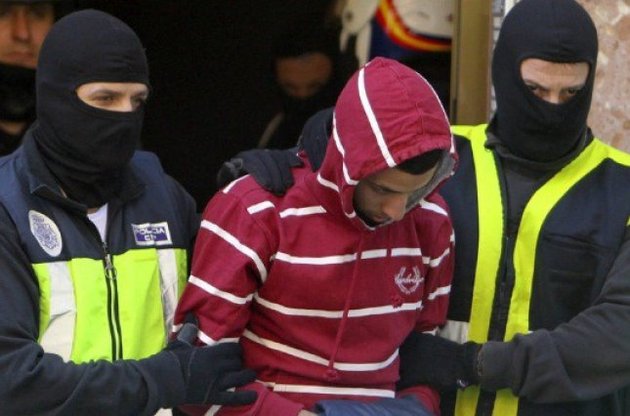 Накануне марафона в Испании задержаны исламисты, схожие с "бостонскими террористами"