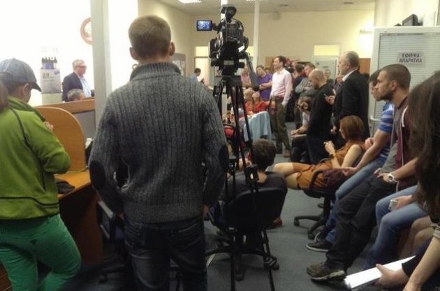 Собрание коллектива на телеканале