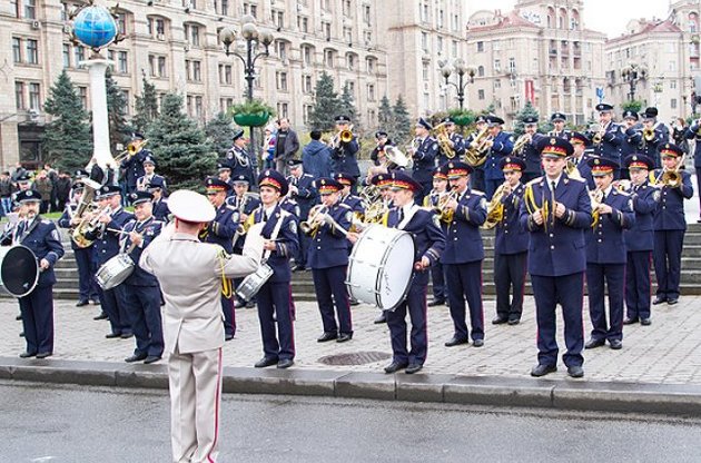 Военного парада на 9 мая не будет, по Крещатику пройдут оркестры