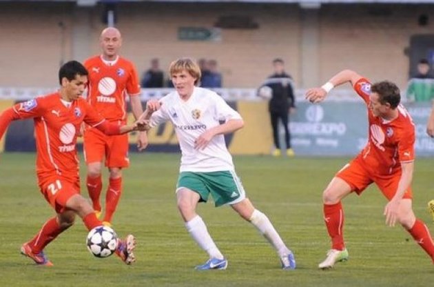 Футболісти видали бойову нічию на старті туру