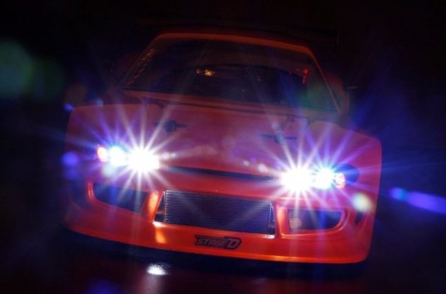 &quot;Кустарный&quot; ксенон ослепляет встречных водителей