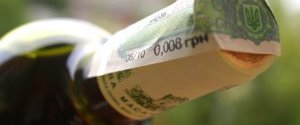 Легальное крепленое вино убивают в угоду теневой водке