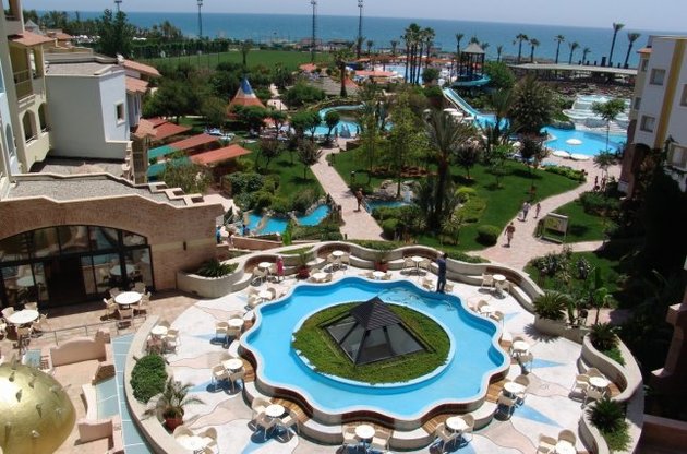 МИД советует украинцам не летать в Турцию