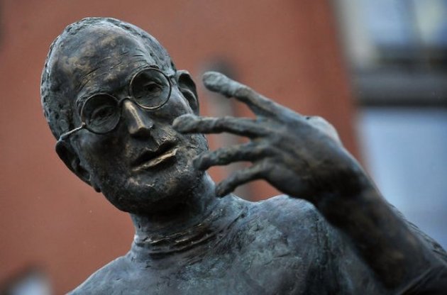 У Києві з'являться пам'ятники Стіву Джобсу та Біллу Гейтсу