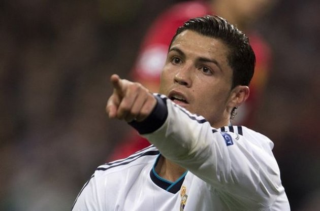 Криштиану Роналду требует повышения