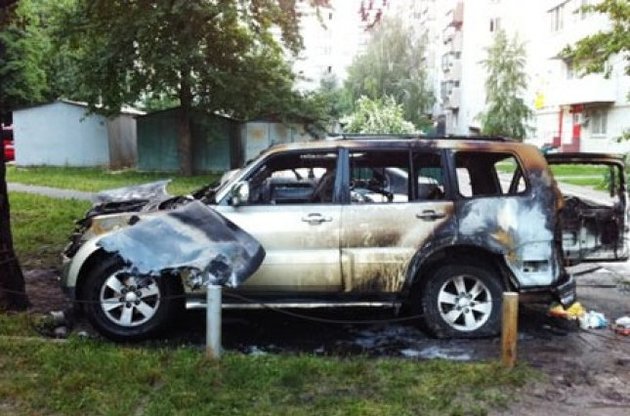 Голові броварського УДАРу спалили машину