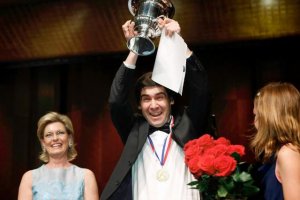 Український піаніст став переможцем Міжнародного конкурсу імені Вана Кліберна