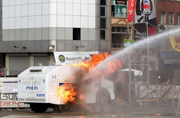 Эрдоган поблагодарил полицию за разгон демонстрантов