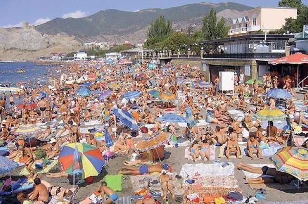 Кількість туристів у Криму у 2013 році зросла на третину