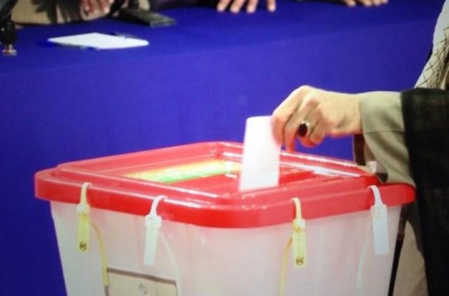 Аятолла Али Хаменеи проголосовал одним из первых