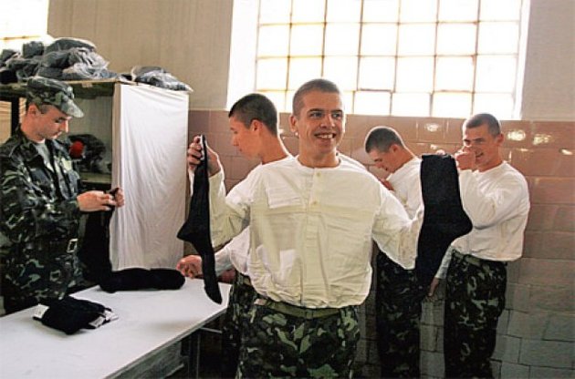 Українська армія скоротиться майже на 60 тисяч осіб