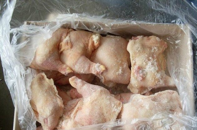 Вскоре украинцы не будут платить за воду в курином мясе