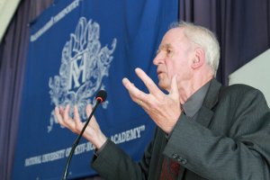 Чарльз Тейлор: 