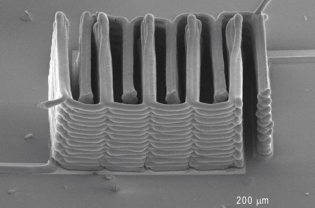 В США на 3D-принтере создали микробатарею размером с песчинку