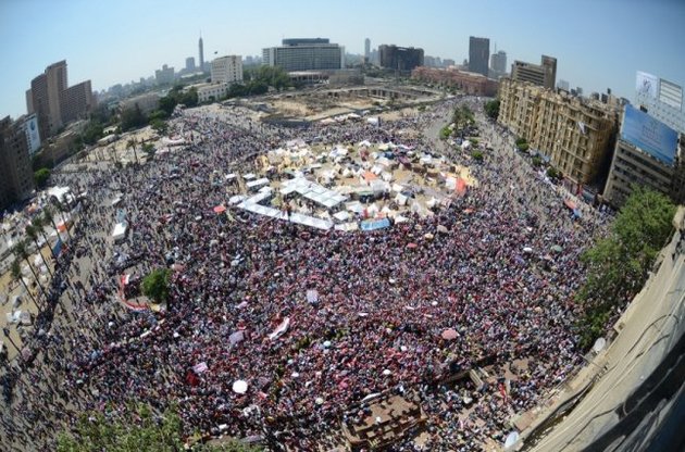 Мільйонні протести в Єгипті: президенту дали два дні на відхід у відставку