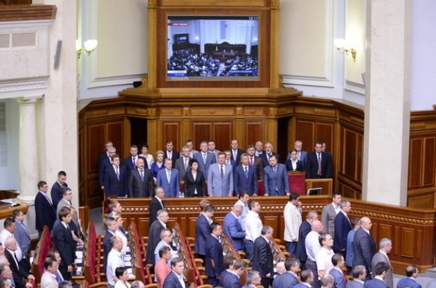 Партия регионов подвела итоги сессии: каждый принятый закон стоил украинцам 6 млн гривен