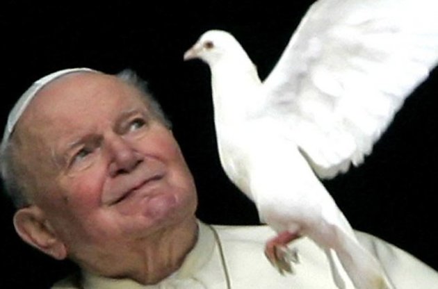 Папа Римский Франциск принял решение причислить Иоанна Павла II к лику святых