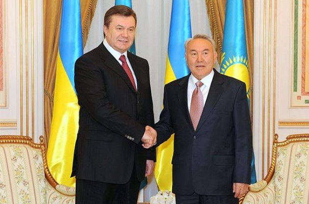 Президент Казахстану у вересні приїде до Януковича обговорювати Митний союз