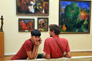 Авангардисти і соцреалісти  звірили годинники. У Нацмузеї