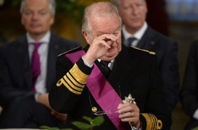 Альберт II попросил бельгийцев оказать поддержку его сыну - престолонаследнику