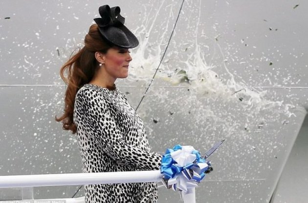 У Кейт Миддлтон начались схватки, герцогиня доставлена в лондонскую клинику.