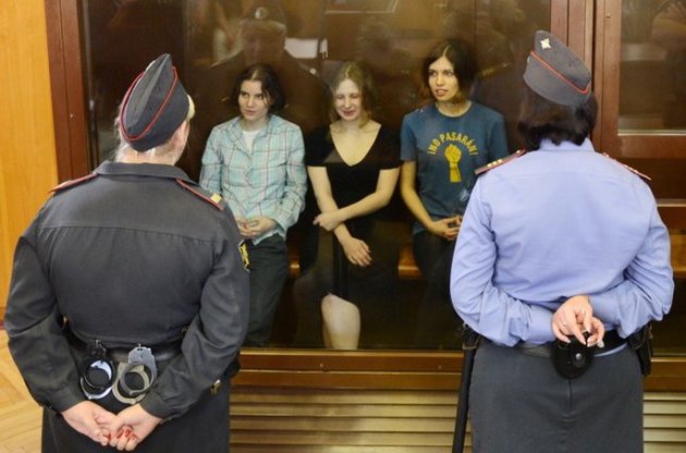 Музиканти усього світу шоковані подією з Pussy Riot