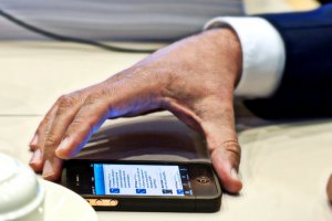 Apple может представить новый iPhone уже через месяц
