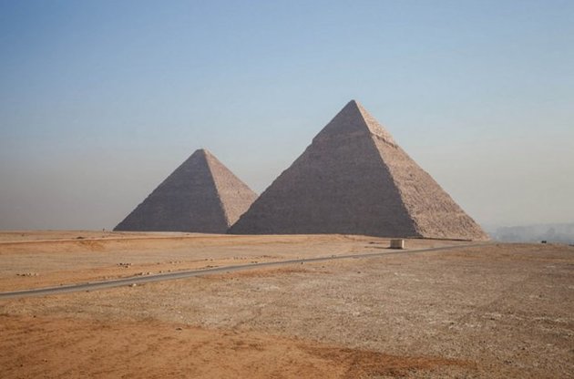В Египте закрыты для посещения пирамиды Гизы из-за столкновений в Каире
