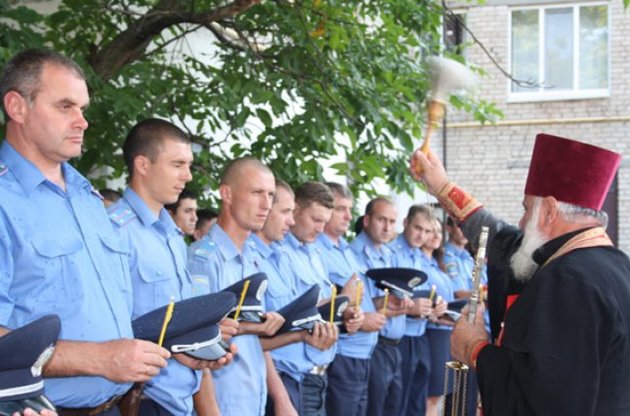 Священник УПЦ МП освятил Врадиевский райотдел милиции и всех его сотрудников