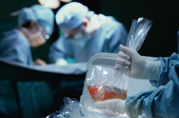 Суд закрыл дело против "черных трансплантологов" из института Шалимова