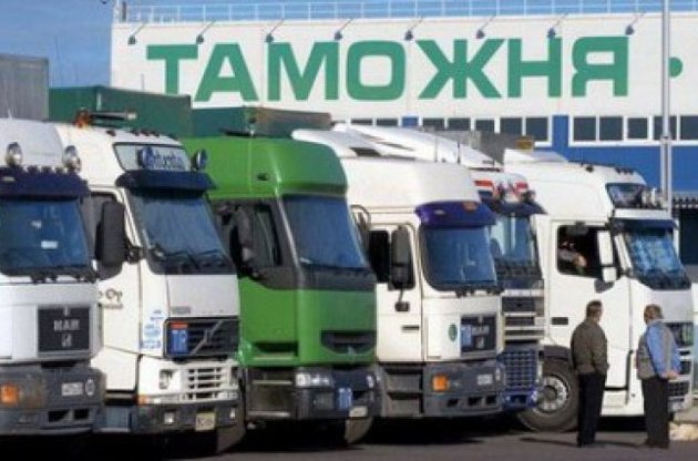 Украинских перевозчиков перевели на стопроцентный досмотр.