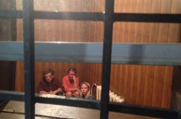 Гуцол, Шевченко и Святский были доставлены в Шевченковский райотдел милиции Одессы для дачи пояснений