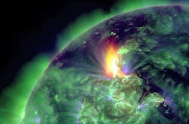 Выброс плазмы на Солнце повлияет на Землю