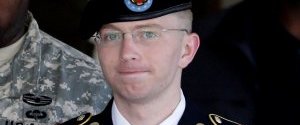 Армия США отказалась помогать информатору Wikileaks Мэннингу в его желании стать женщиной