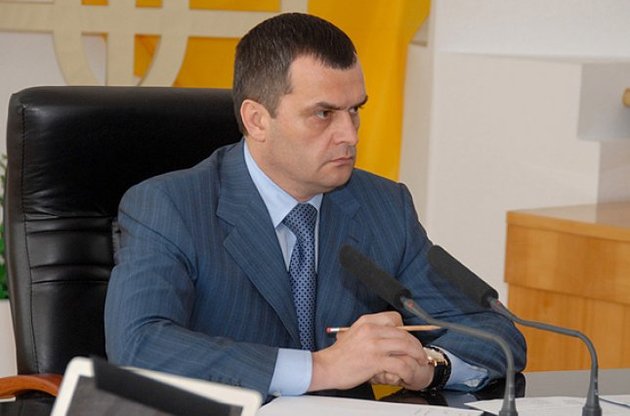 Віталію Захарченко скаржилися в основному на папєрєдніків.