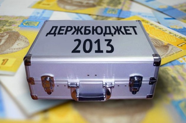 Азаров ожидает от Колобова "реалистичный" госбюджет-2014
