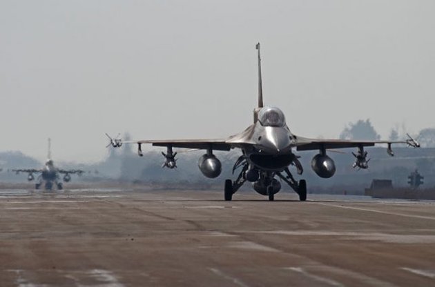 Удар США по Сирии поддерживают девять стран