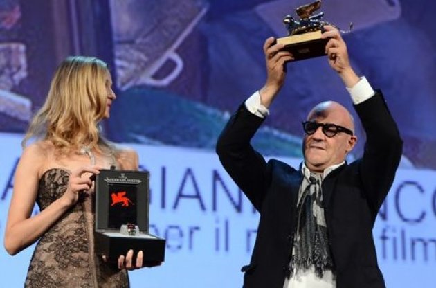 Джанфранко Росі отримує &quot;Золотого лева&quot; за фільм про римську окружну дорогу