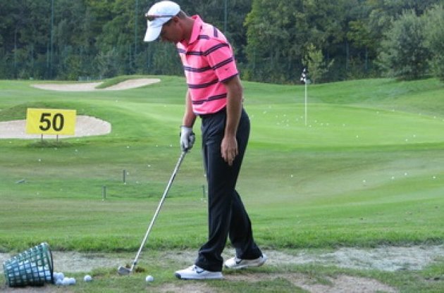 Пока Шева не может гарантировать успешного выступления в гольфе