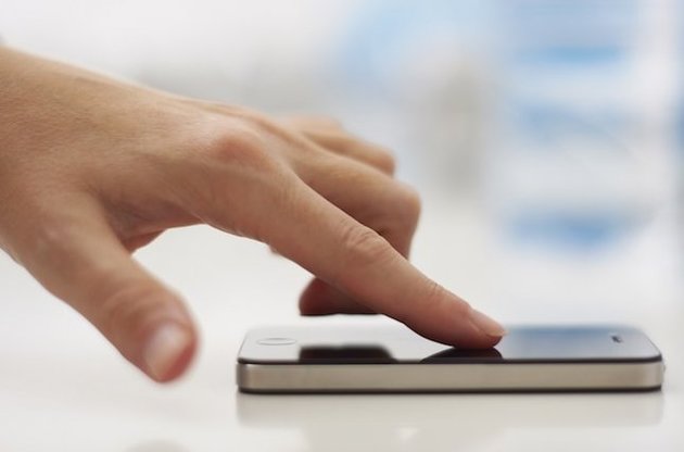 Apple спростувала підозри в зборі бази відбитків пальців з допомогою нового iPhone 5S