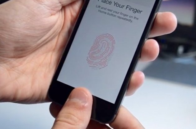 Хакери за два дні зламали сканер відбитків пальців iPhone 5S
